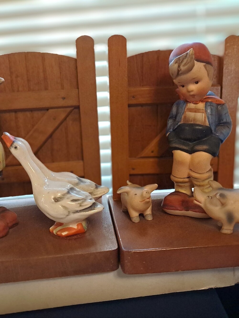 Goebel Hummel TMK 2 bookends farm boy and goose girl excellent